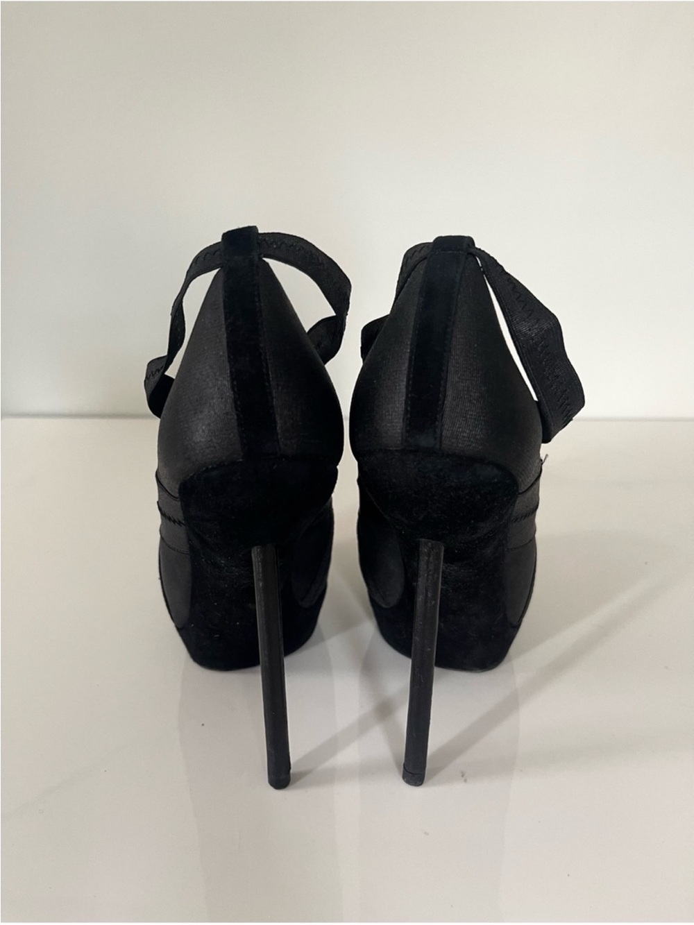 AUTHENTIC YSL PARIS FASHION WEEK RUNWAY HEELS - Picture 10 of 12